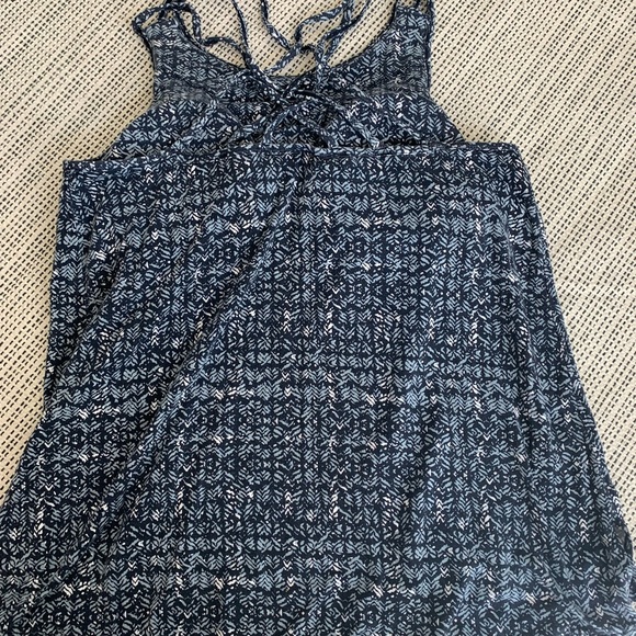 Athleta Navy Print Strappy Tank L - Picture 4 of 4